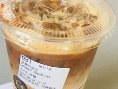 -瑞幸咖啡(东直门枢纽店)