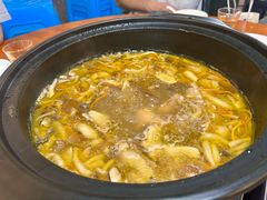 -菌海森林·非遗野生菌火锅(西山区滇池路摩根道店)