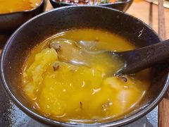 红颜花胶鸡锅-湊湊火锅·茶憩(杭州湖滨银泰in77店)