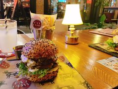 -FAT COW(虹梅路店)