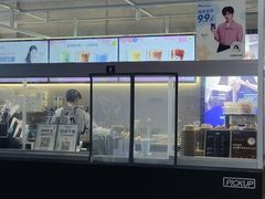 -瑞幸咖啡(经四路万达写字楼店)