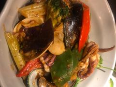 -大头虾越式风味餐厅(光明广场店)