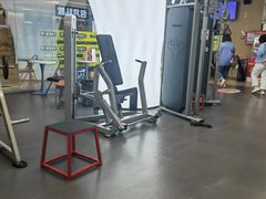 -超鹿运动(五四路恒力城店)