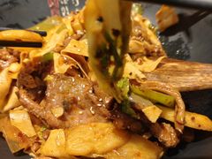 -风光老灶麻辣香锅(大成路翠微百货店)