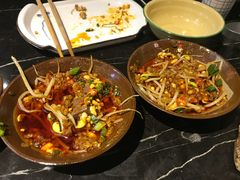 -巴四老城区炭火蛙锅(张江店)