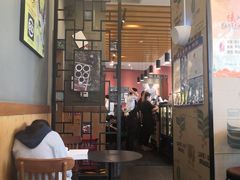 大堂-星巴克臻选(济南恒隆店)