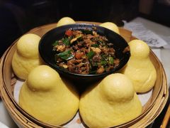 御街窝窝头配小炒肉-绿茶餐厅(朝阳大悦城店)