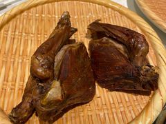 黄泥烧鸽子-燕郊烧鸽子(酷车小镇店)