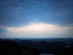 -叁山与肆客服号民宿(龙泉阳光城百工堰公园店)