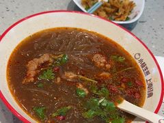 -小杨生煎(金山百联购物中心3楼店)