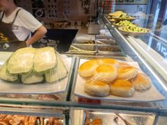 -老鼎万春卤菜(五代传承创始老店)