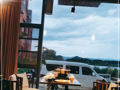 -夏屿湖畔.落日湖景餐厅(普者黑景区店)