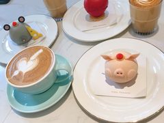 -Fridi Patisserie Cafe