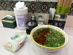 红烧牛肉拉面-丝路传奇·中国拉面航母店(北医三院店)