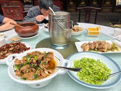 -蔼若春.传承三十年云南菜(金碧公园店)