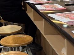 -呷哺呷哺(世贸.工三店)