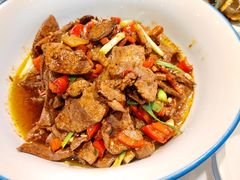 小炒黄牛肉-俏湘厨•地道湘菜(建华南路店)