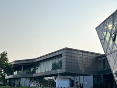 -猫的天空之城概念书店(北戴河蔚蓝海岸店)