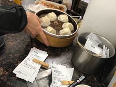 -珊珊小笼馆(仙霞路店)