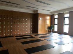 -LU YOGA（露瑜伽）专业瑜伽馆