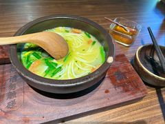 -良米山·云南野生菌过桥米线(上海首店)