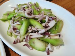 丝瓜炒鱿鱼-金海湾海鲜排档(朱家尖店)