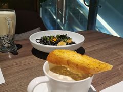 -港丽餐厅(来福士店)