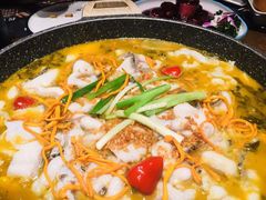 老坛酸菜鱼-山城外·非遗酸菜鱼(财富中心店)