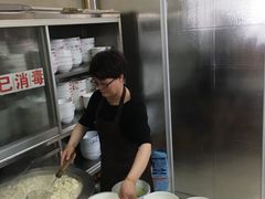 -周震馄饨
