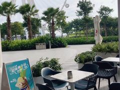 -蔻蔻椰·鲜萃椰子水(欢乐港湾店)