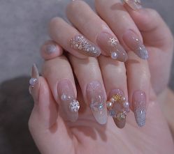 -悦指间美甲美睫
