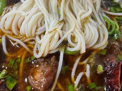 -越洋肖氏老米线(杨家坪店)