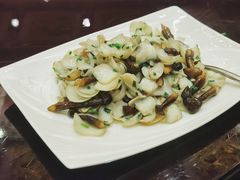 百合菌菇-梅龙镇酒家(南京西路总店)