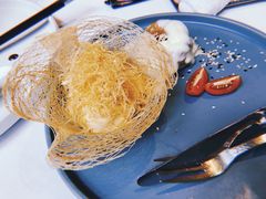 珊瑚汁金丝鸳鸯黑虎虾球-广州富力丽思卡尔顿酒店·丽轩·粤菜