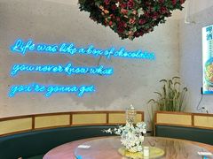 -喜鹊音乐酒馆(西街店)