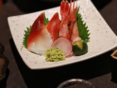 -铭牛烧肉·和牛海鲜自助(高新月牙湖店)