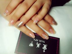 iPhone_1203082300446807-星美甲