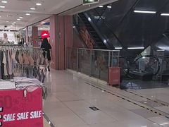 -新华百货商城（新街口物美）-停车场