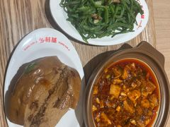 -桂满陇·手作小笼包&江南叫花鸡(中山公园店)