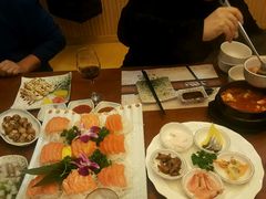 -青瓦餐厅·生鱼片·韩园烤肉(西塔店)