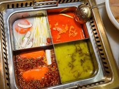 -巴渝瓦肆重庆鲜火锅(宝龙环湖店)