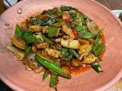 -云海肴·汽锅鸡·云南菜(天山百盛优客店)