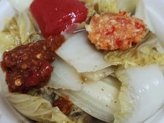 娃娃菜和特色辣酱-芳姨牛杂