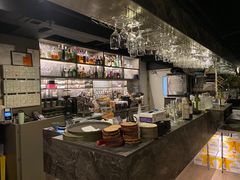 -Oasis Bar & Grill