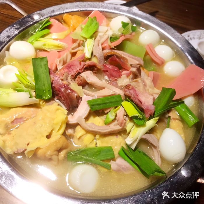 澳克士欢乐休闲餐厅三鲜锅图片