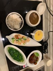 -星摇篮月子中心(市妇幼店)