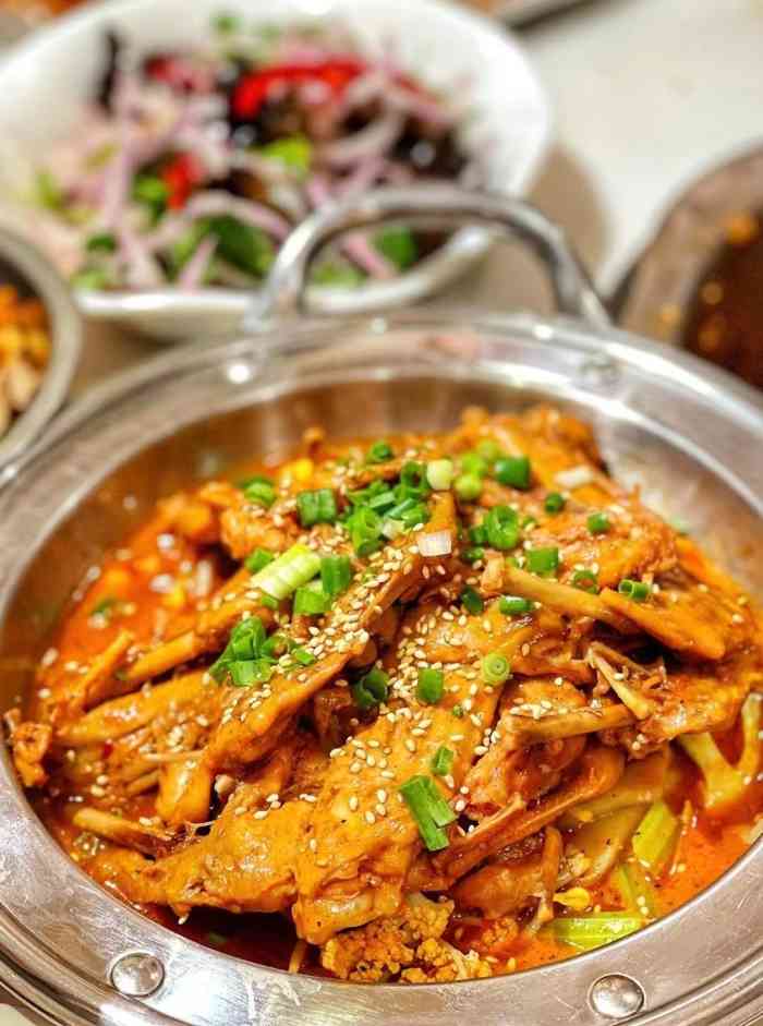 光头鸭恋虾干锅火锅(凤城六路店)-"【位置】地方很好找 就在凤城六路