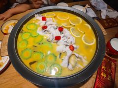 -山城外·非遗酸菜鱼(蜀都万达店)