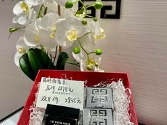 -杭州西湖银泰百货