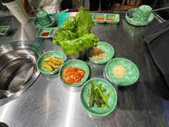 -欧巴炭烤肉오빠숯불구이(南京东路店)